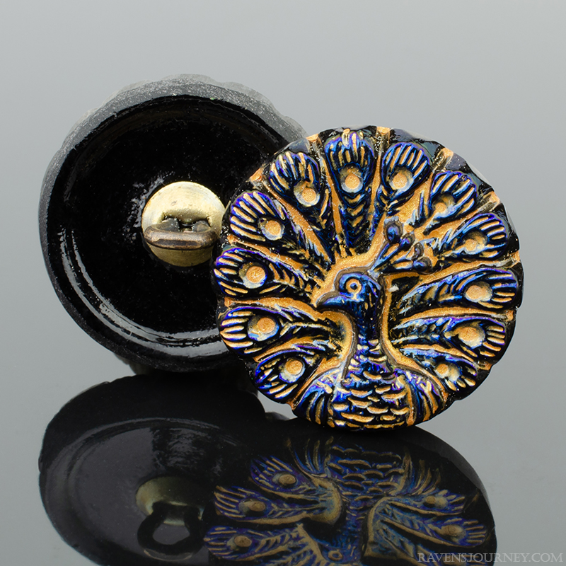 18mm) Round Peacock Royal Blue Luster (I) with Gold Wash: Raven's Journey  Unique Czech Glass Beads and Buttons