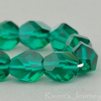 Nugget Cut (10mm) Emerald Green Transparent
