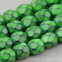 Round Faceted (4mm) Kelly Green Opaque with Jet Honeycomb