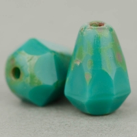 Faceted Drop-Bottom Cut (8x6mm) Green Turquoise Opaque with Picasso Finish