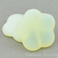 Flat Flower (14mm) Yellow (Vaseline) Opaline Matte