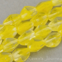 Pinch Bead (6mm) Yellow Crystal Mix Transparent