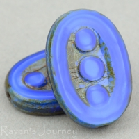 Pea In A Pod Oval (18x12mm) Blue Silk with Picasso