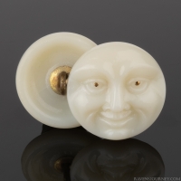 (17mm) Moon Face Ivory White with Gold Paint
